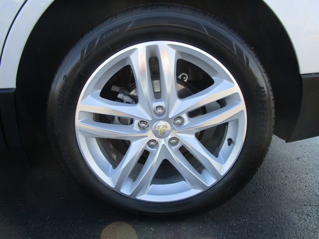 Used 2019 Chevrolet Equinox Premier image 2