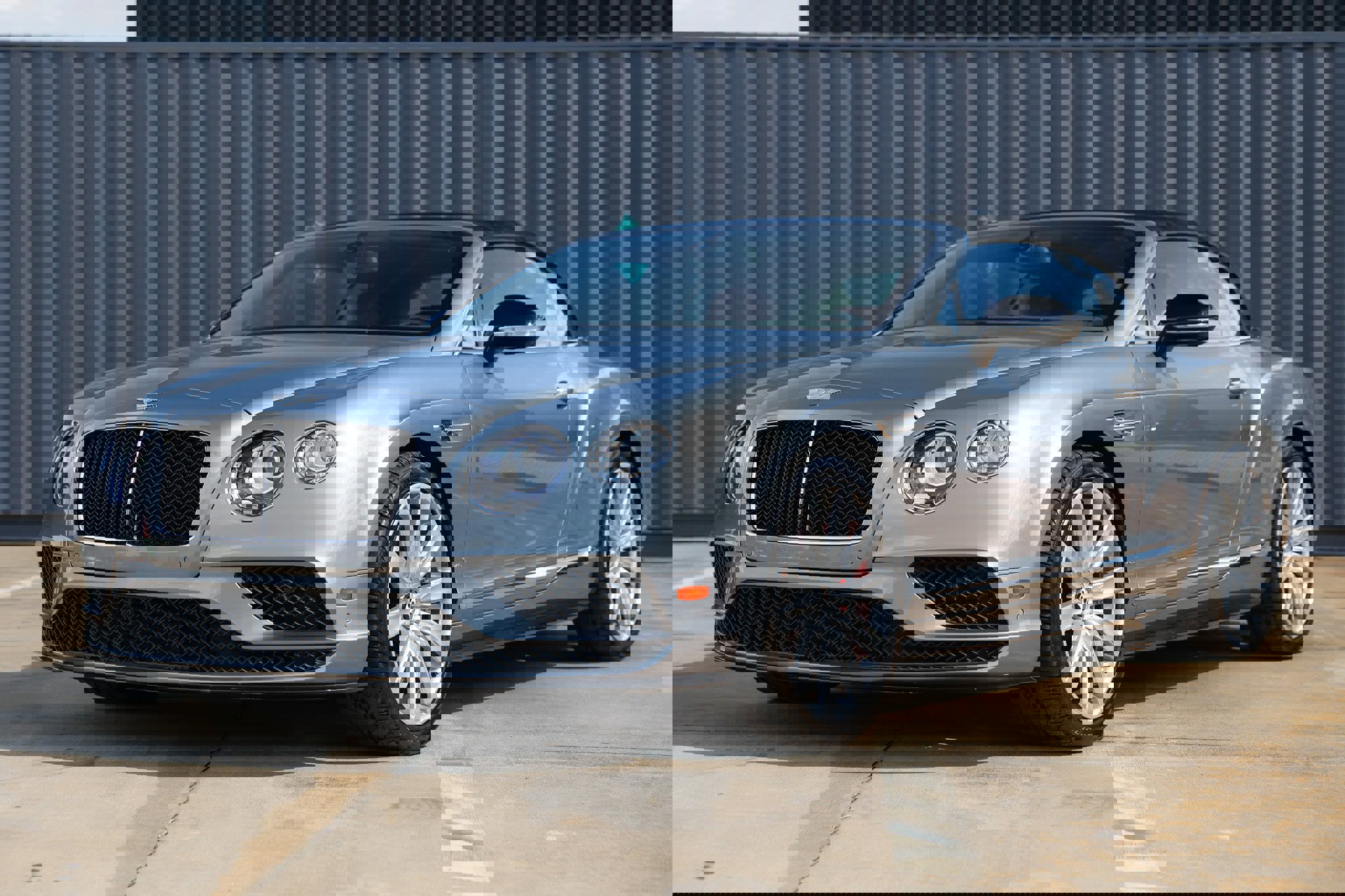 Used 2016 Bentley Continental GT V8 S image 4