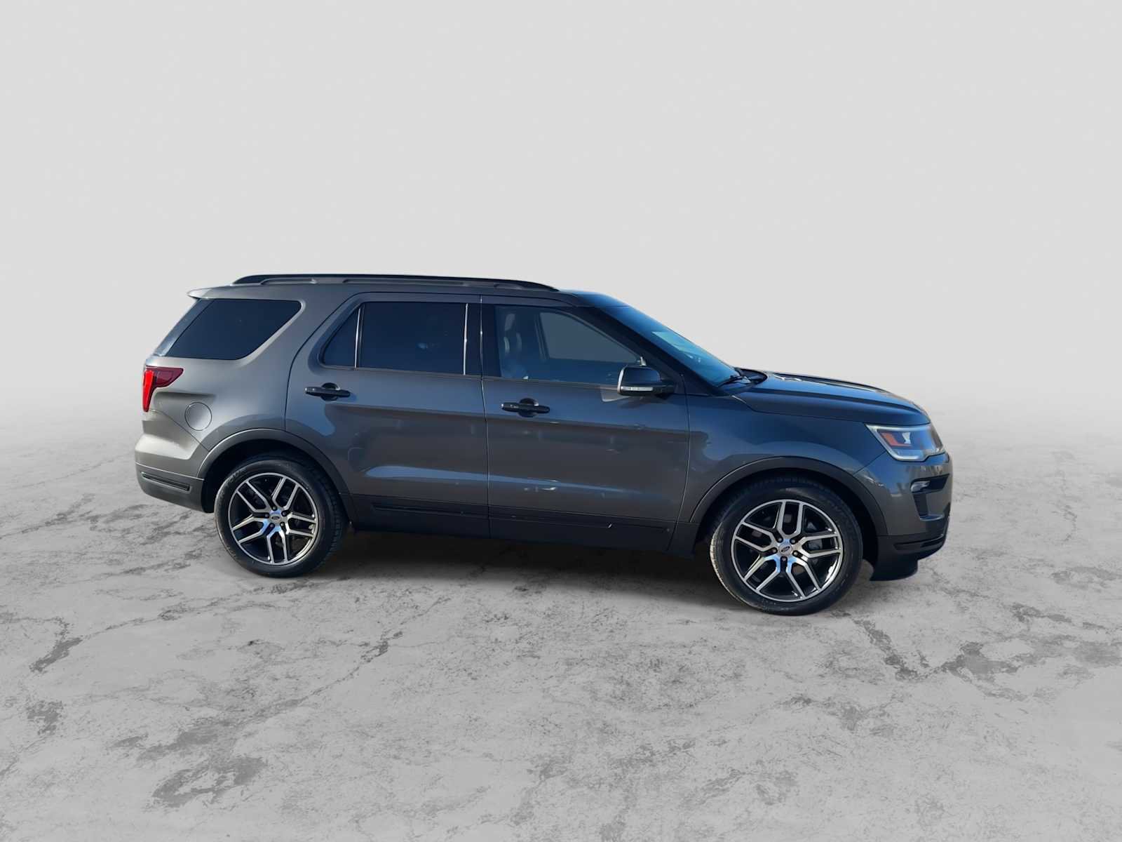 Used 2018 Ford Explorer Sport w/ Equipment Group 401A image 9
