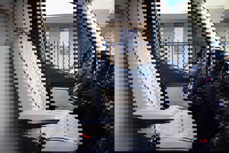 Used 2023 Mercedes-Benz Sprinter 3500 w/ Parking Package image 19