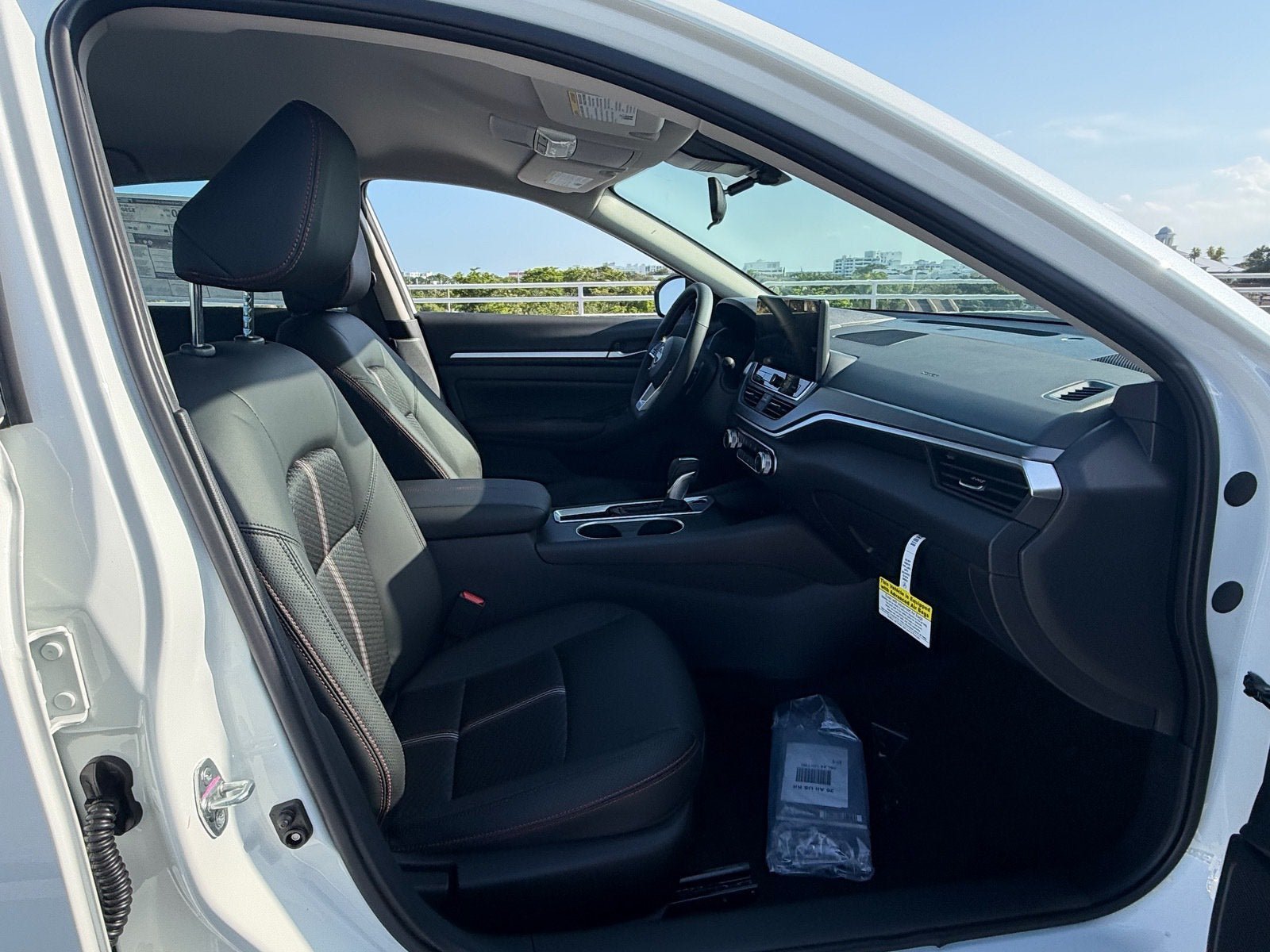 New 2026 Nissan Altima 2.5 SR FWD image 14