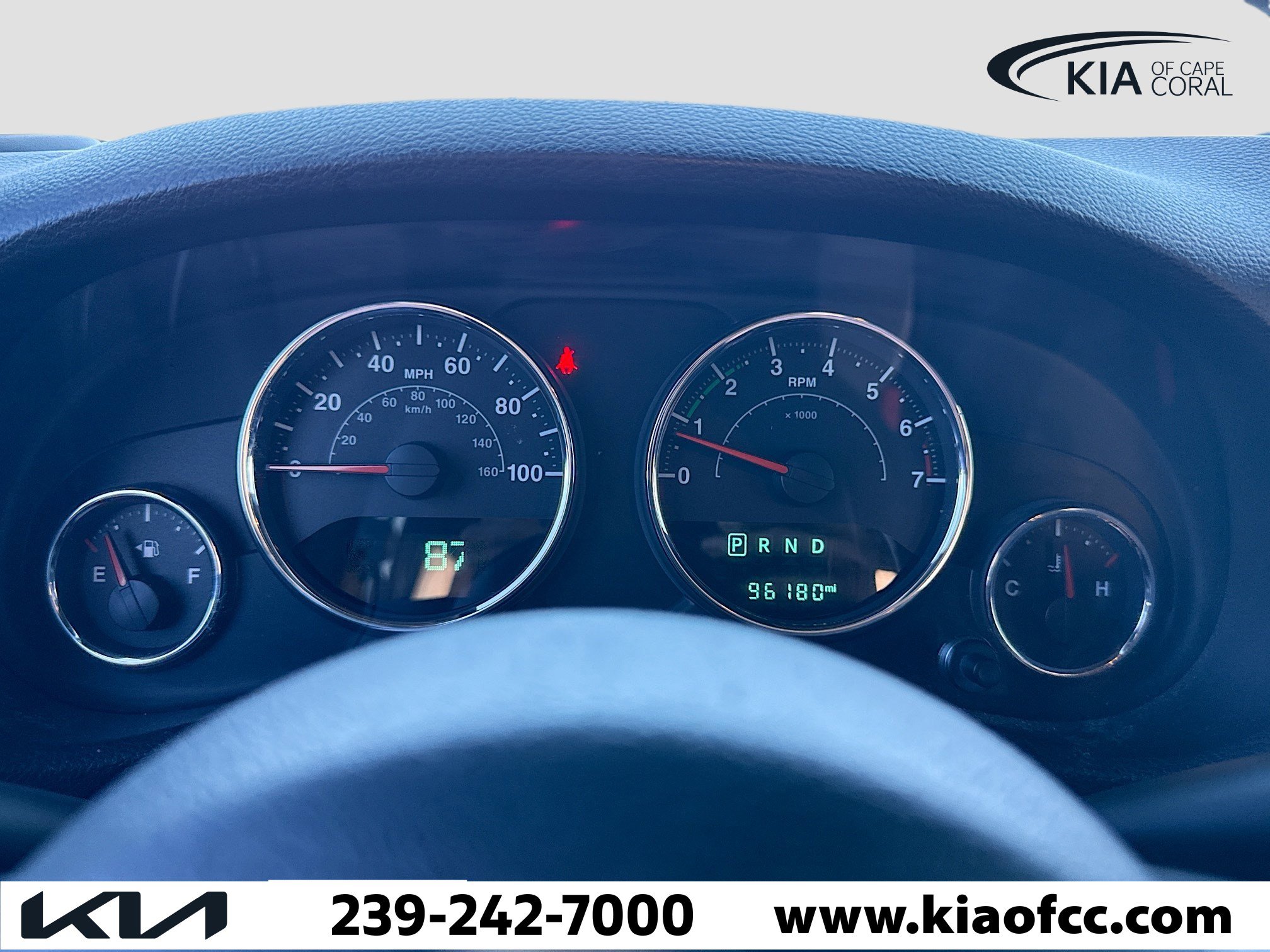 Used 2017 Jeep Wrangler Unlimited Sahara w/ Connectivity Group image 34