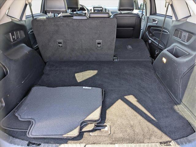 Used 2022 Ford Edge Titanium image 5