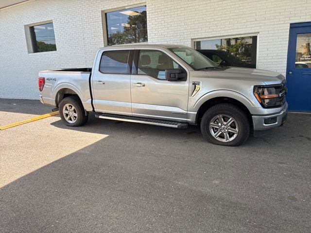 Used 2024 Ford F150 XLT w/ Mobile Office Package image 11