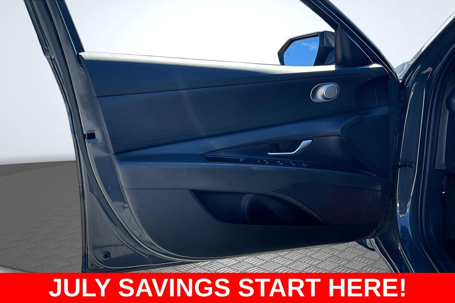 Used 2024 Hyundai Elantra SEL FWD image 21