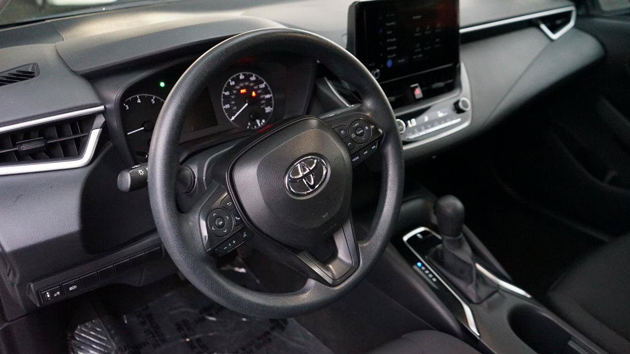 Used 2024 Toyota Corolla LE FWD image 10