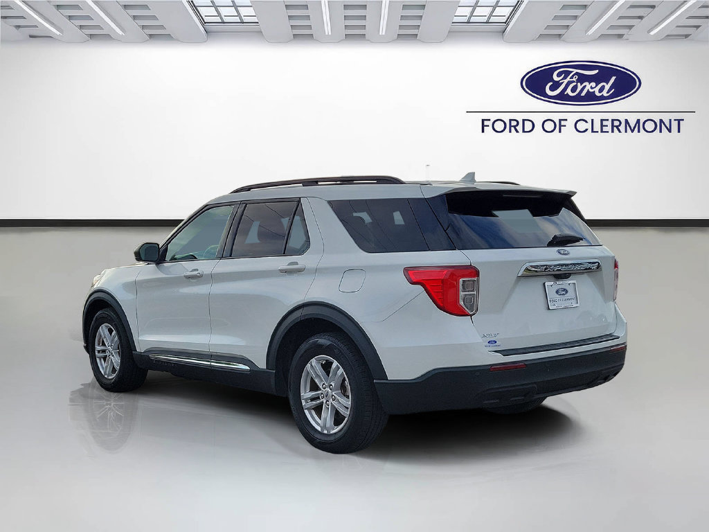 Used 2023 Ford Explorer XLT RWD image 3