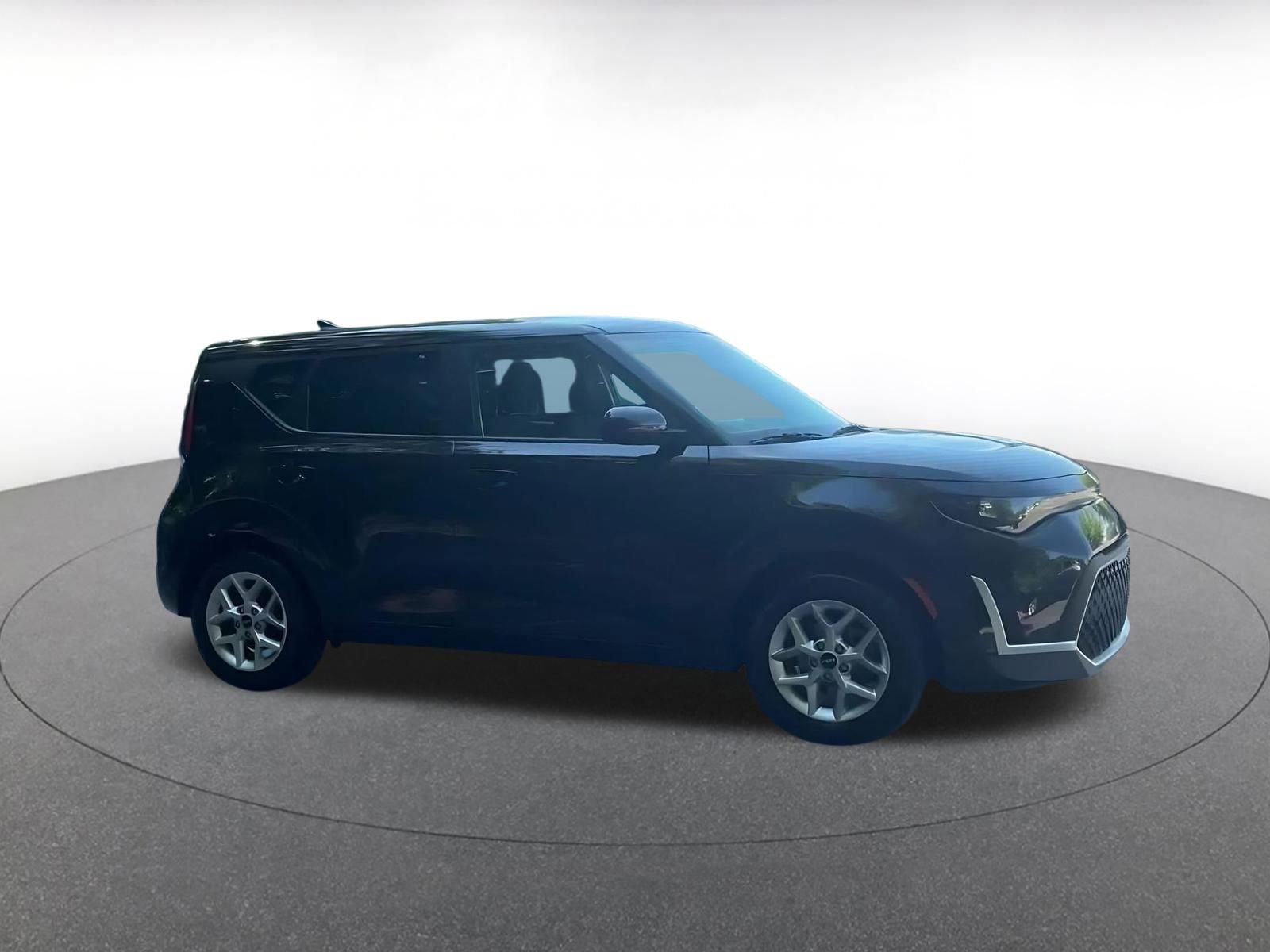Used 2025 Kia Soul LX w/ LX Technology Package FWD video 2