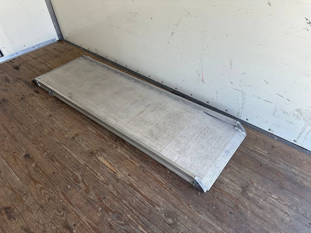 Used 2015 Ford E-450 and Econoline 450 Super Duty RWD image 13
