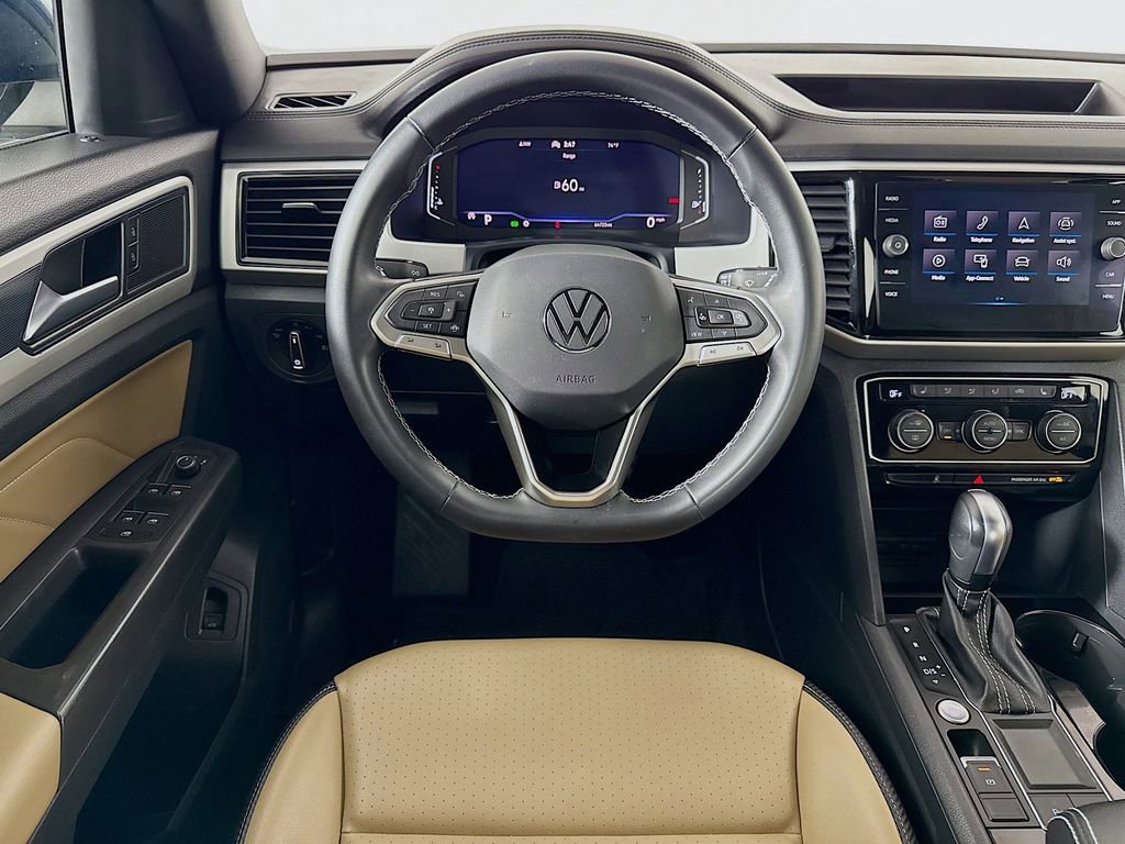 Used 2022 Volkswagen Atlas Cross Sport SE FWD image 24
