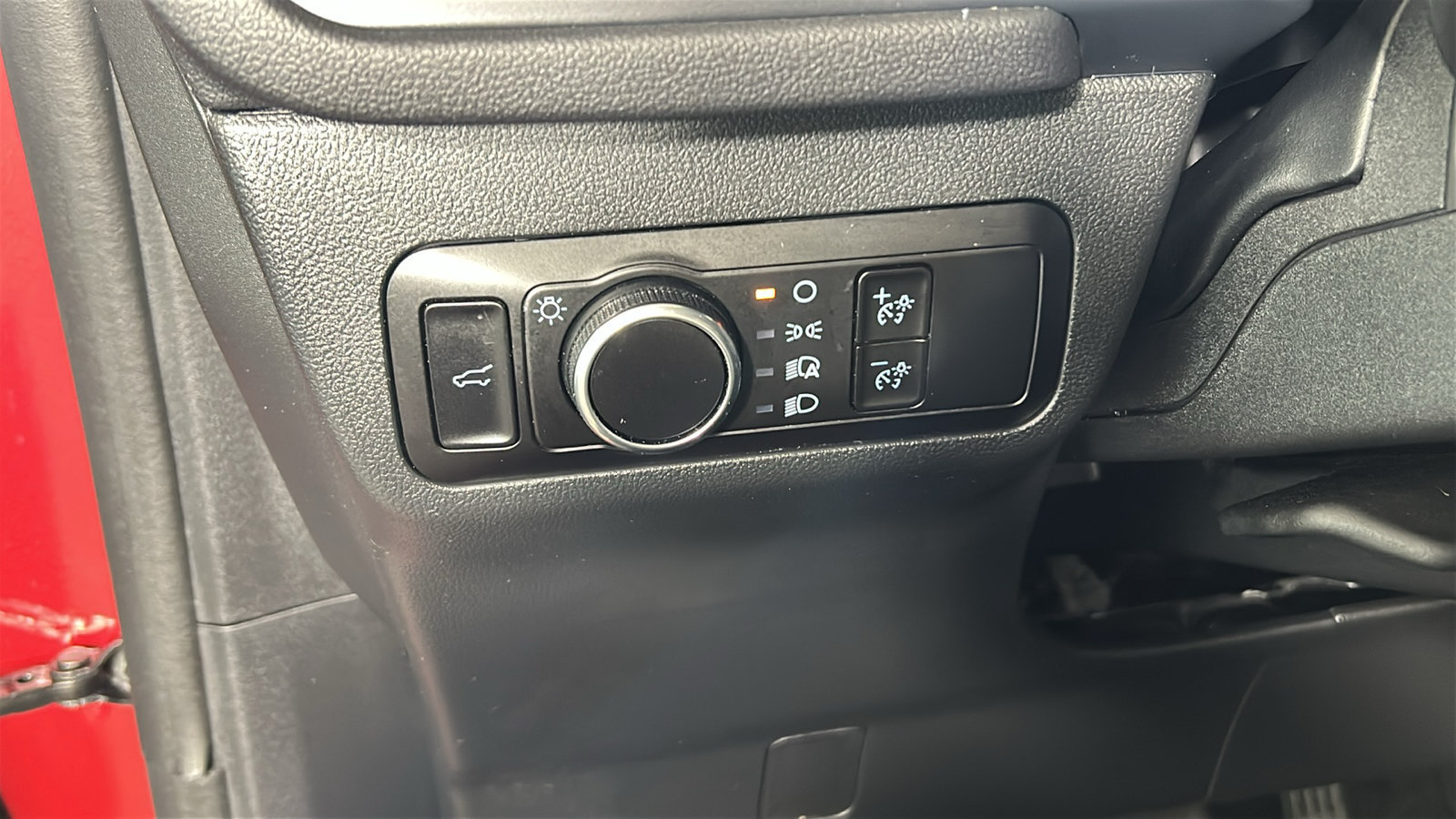 Used 2025 Ford Escape Active AWD/4WD image 23