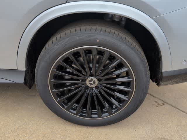 Used 2026 Mercedes-Benz GLC 300 image 12