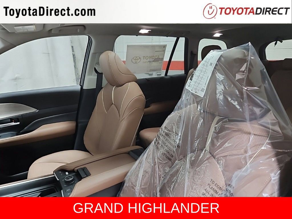 New 2026 Toyota Grand Highlander AWD image 10