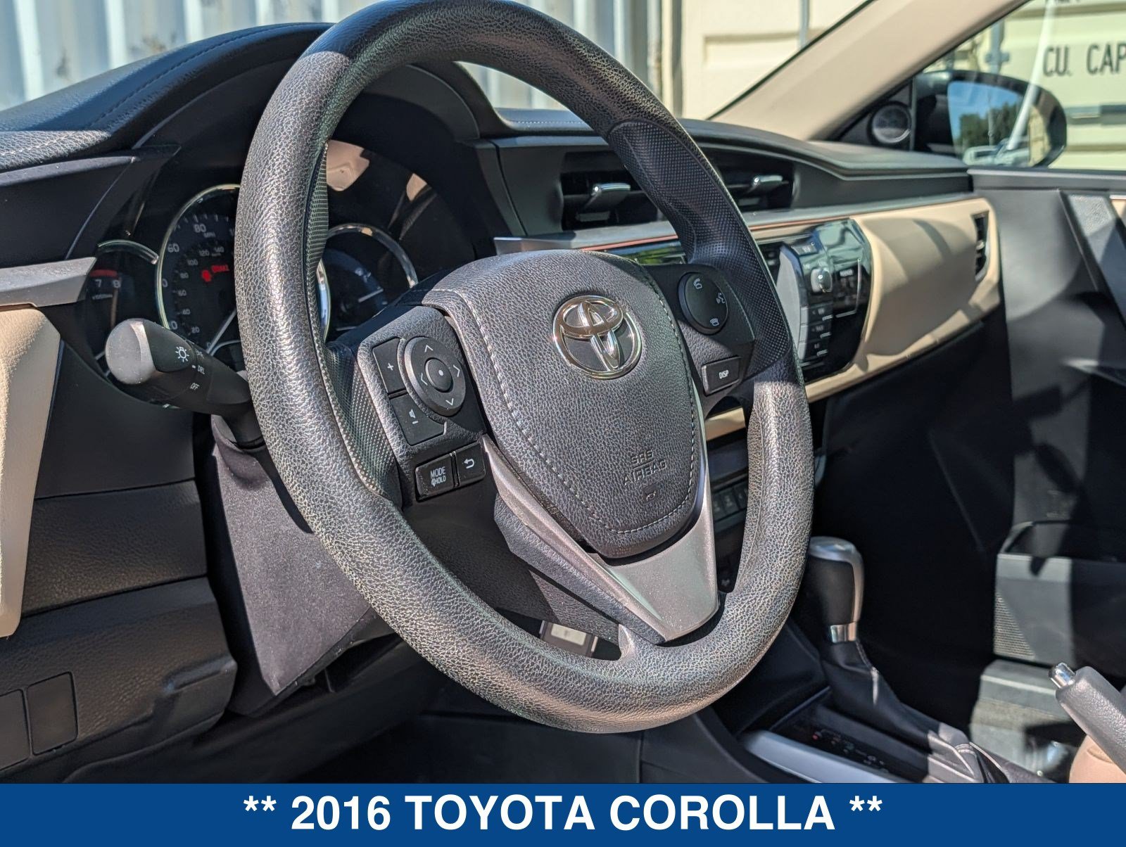Used 2016 Toyota Corolla LE FWD image 21