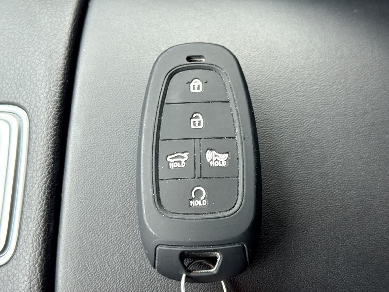 Used 2023 Hyundai Santa Fe SEL FWD image 42