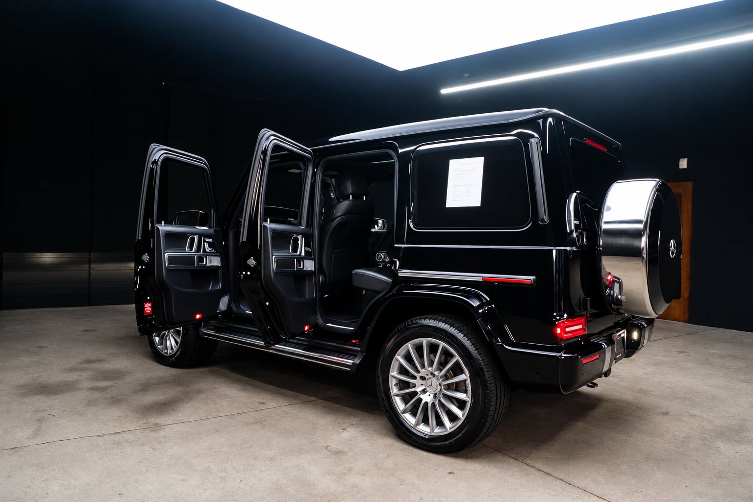 Used 2023 Mercedes-Benz G 550 image 11