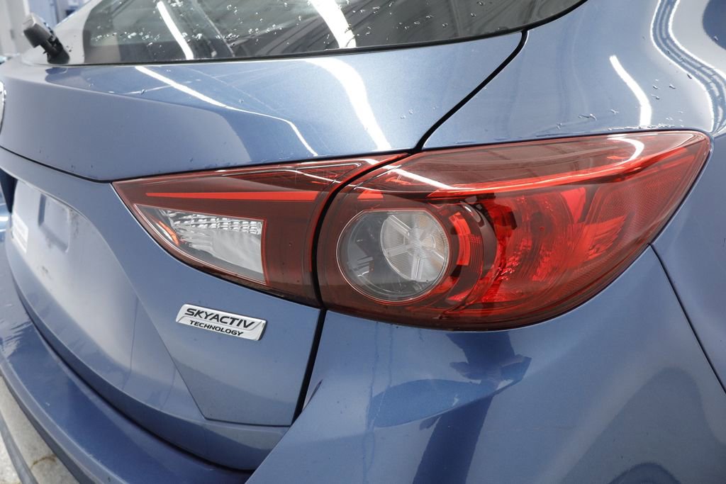 Used 2017 MAZDA MAZDA3 Sport FWD image 20