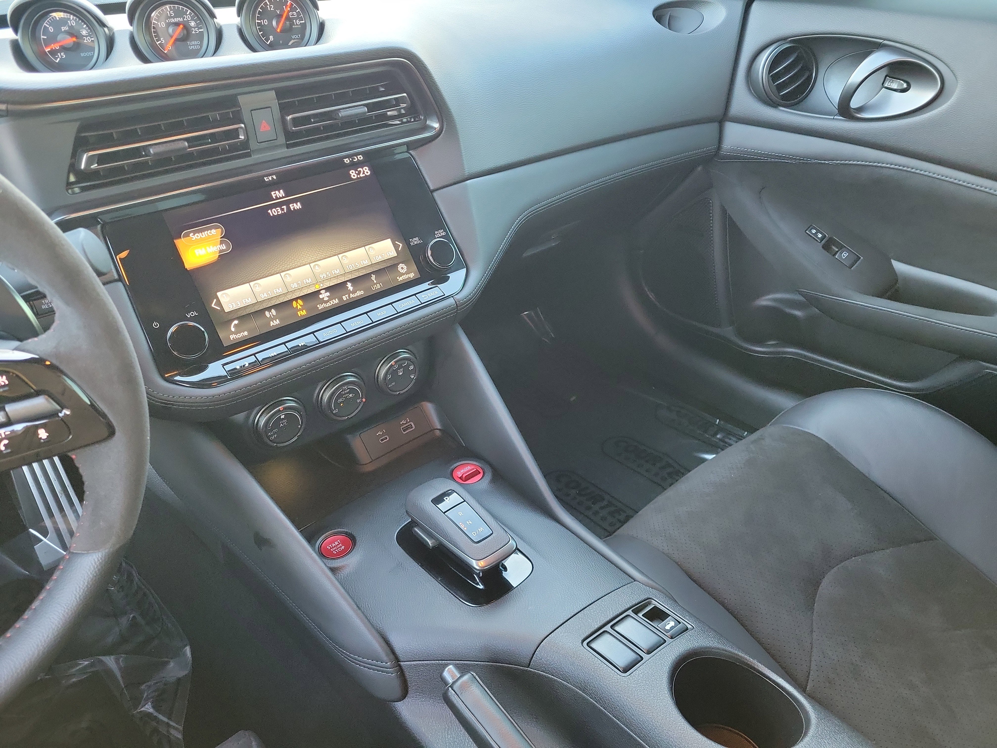 Used 2024 Nissan Z NISMO w/ Floor Mat Package image 30