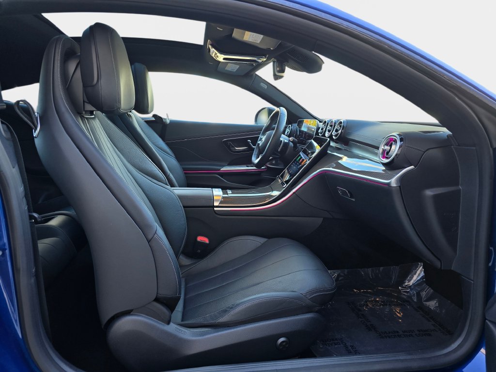 Used 2025 Mercedes-Benz CLE 300 4MATIC Coupe image 12