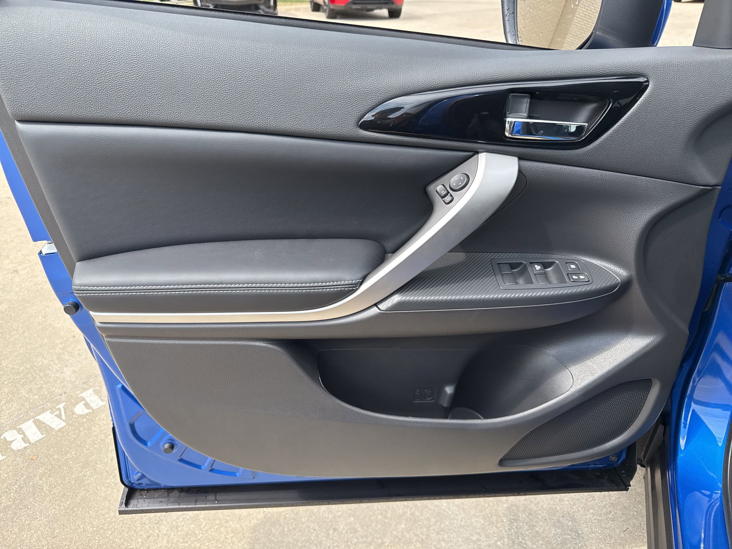 New 2026 Mitsubishi Eclipse Cross SE image 9