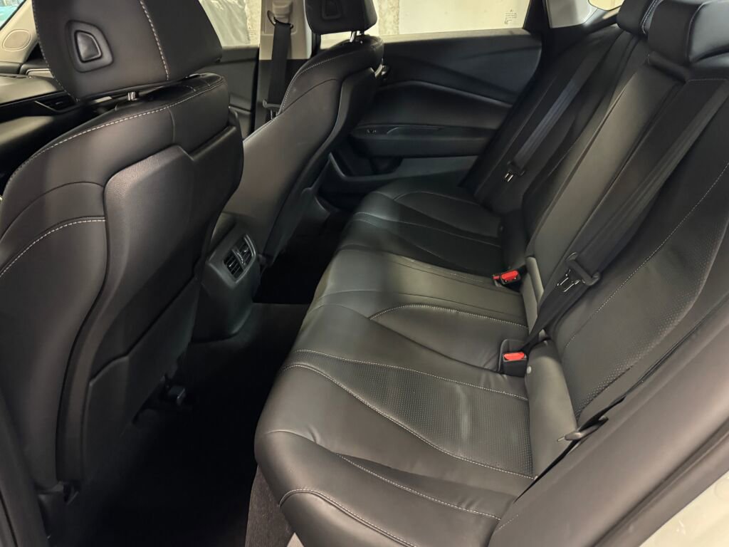 Certified 2022 Acura TLX w/ Technology Package image 36