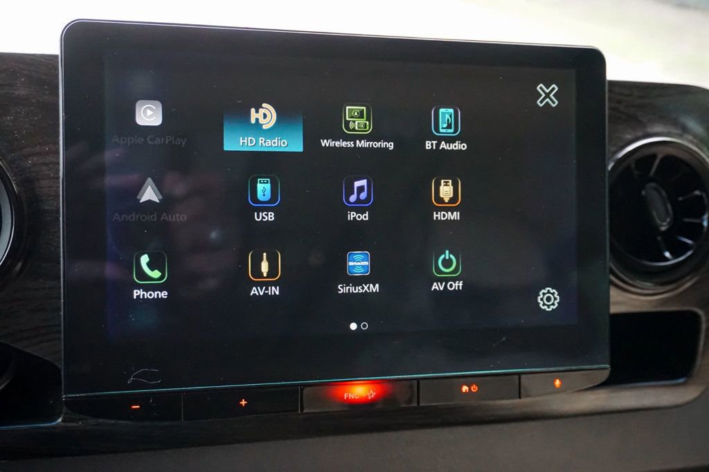 Used 2021 Mercedes-Benz Sprinter 3500 image 18