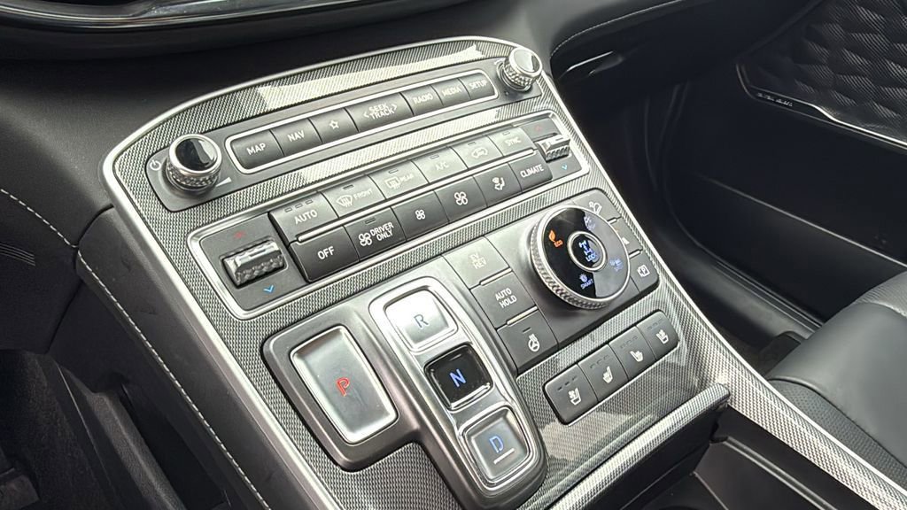 Used 2022 Hyundai Santa Fe Limited image 18