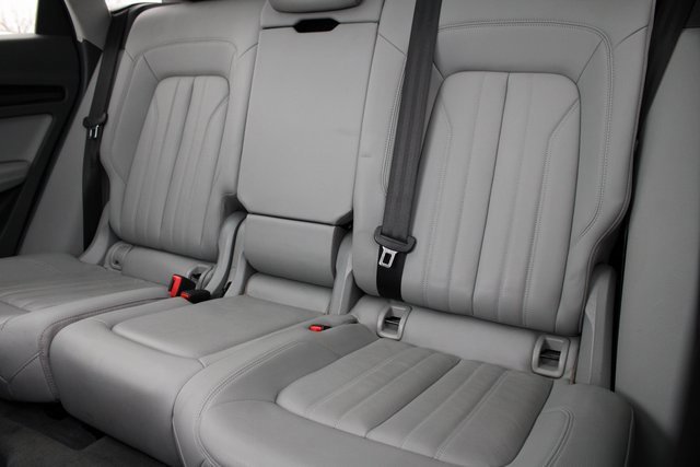 Used 2019 Audi Q5 2.0T Premium Plus w/ Premium Plus Package image 9