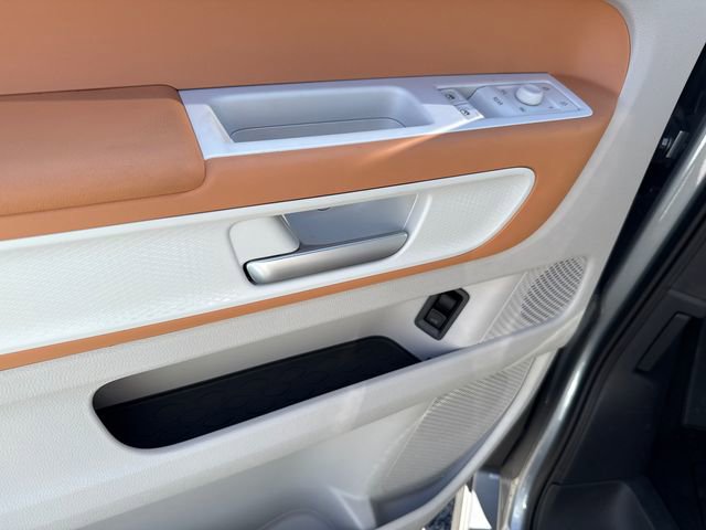 New 2025 Volkswagen ID. Buzz 1st Edition image 9
