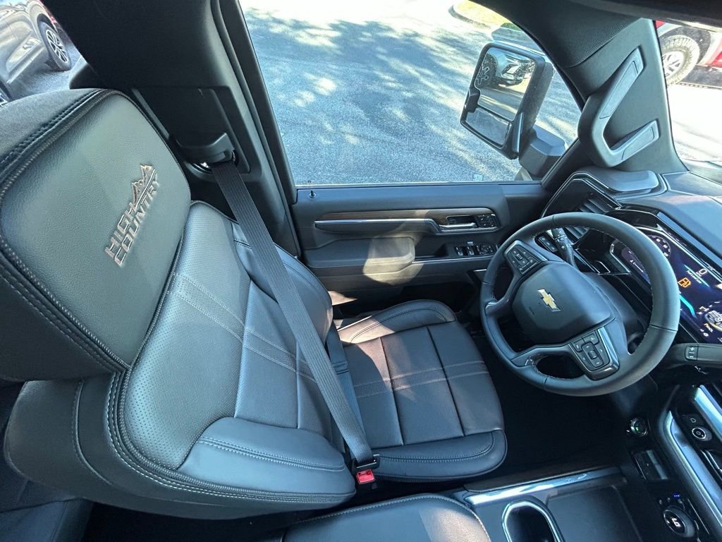 New 2026 Chevrolet Silverado 3500 High Country w/ Technology Package image 25