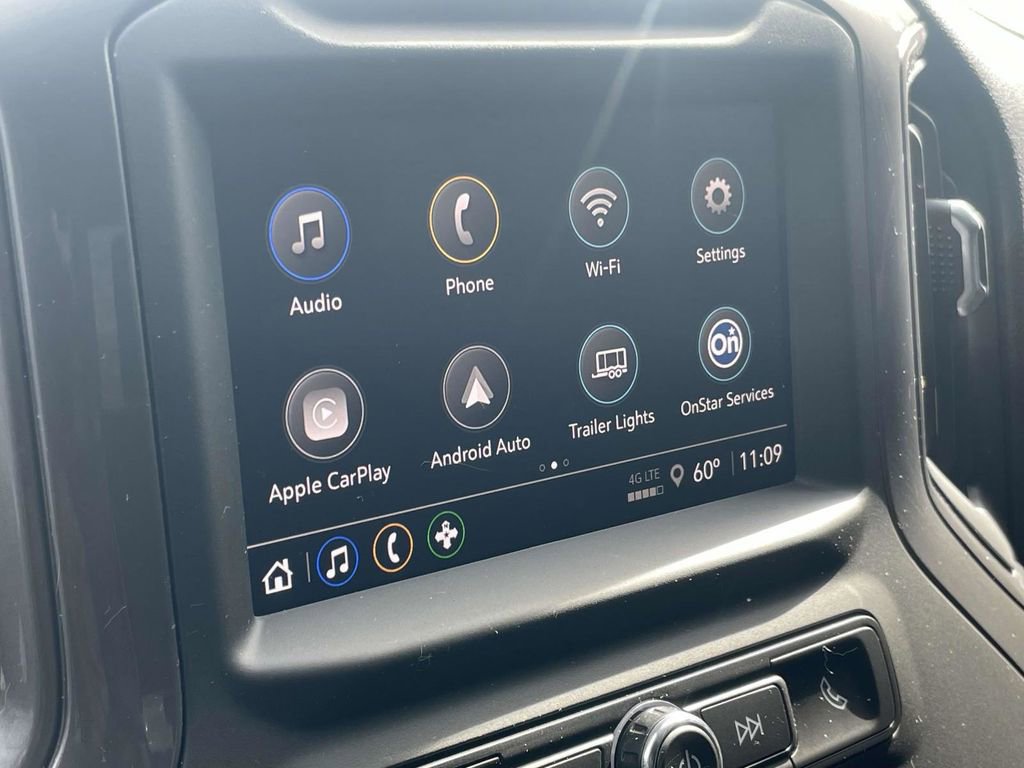 Used 2025 Chevrolet Silverado 1500 Custom image 34