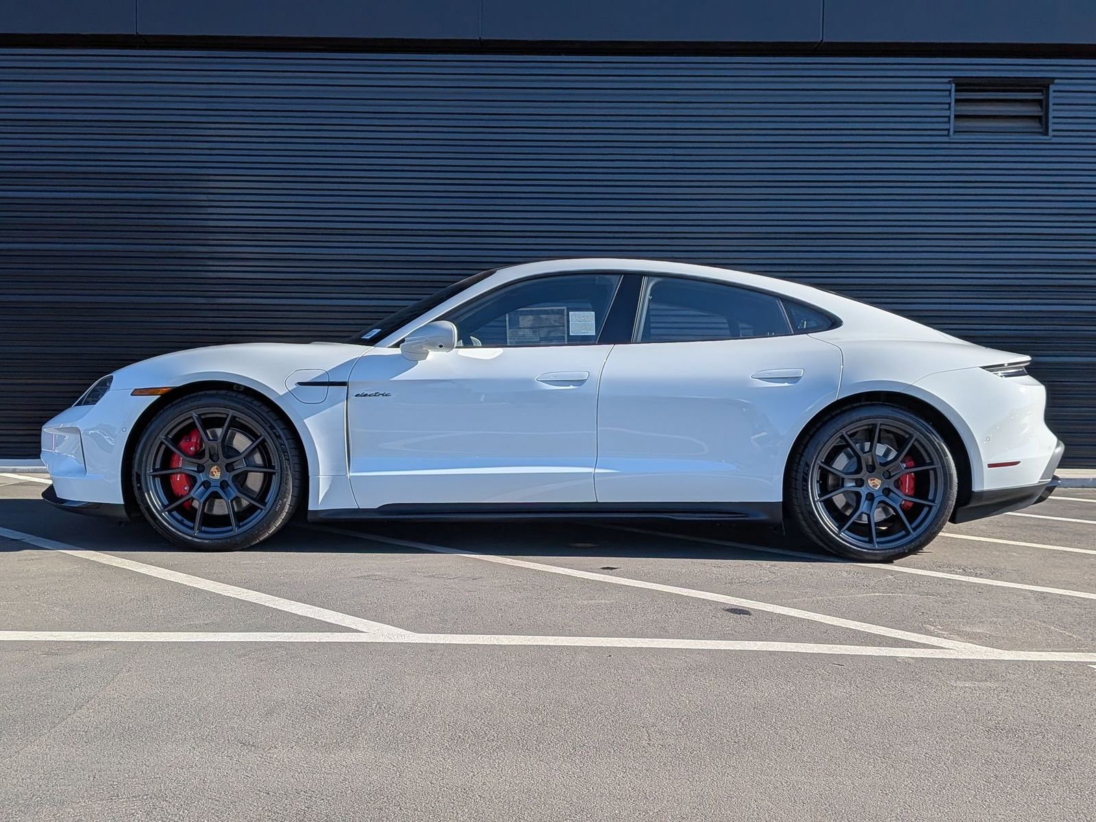 New 2026 Porsche Taycan GTS image 2