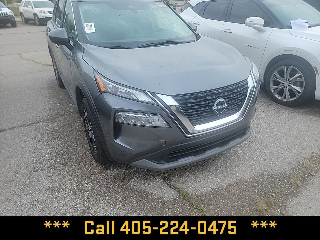Used 2023 Nissan Rogue SV image 31
