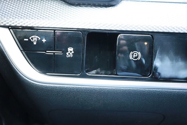 Used 2025 Kia Sportage LX FWD image 23
