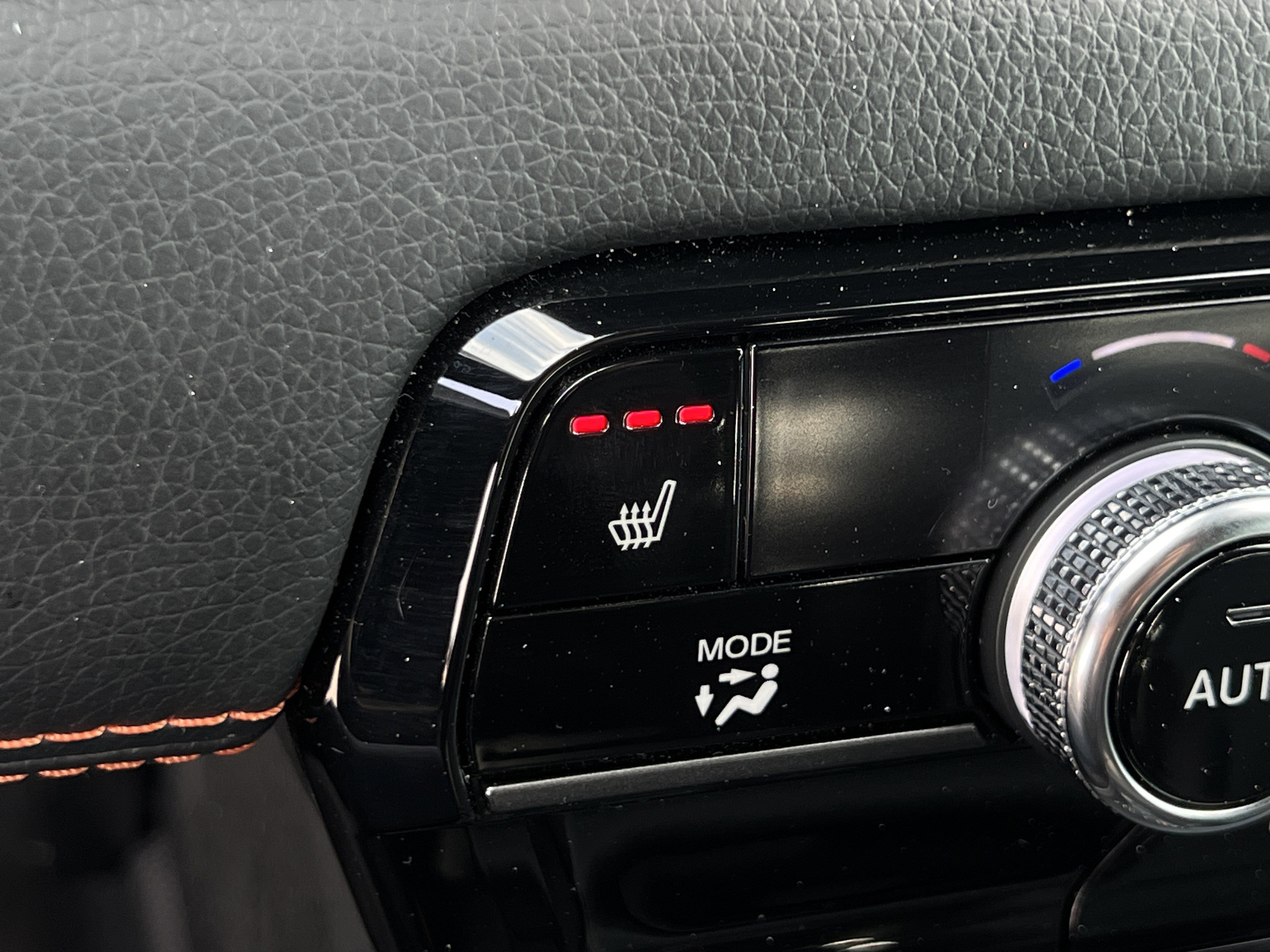 Used 2024 Honda Pilot TrailSport image 29