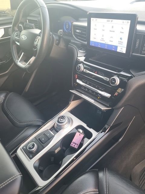 Used 2022 Ford Explorer ST w/ ST Street Pack image 6
