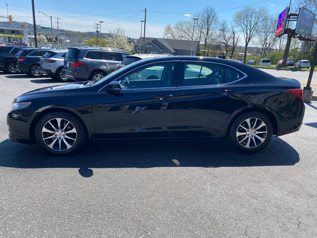 Used 2015 Acura TLX w/ Technology Package FWD image 6