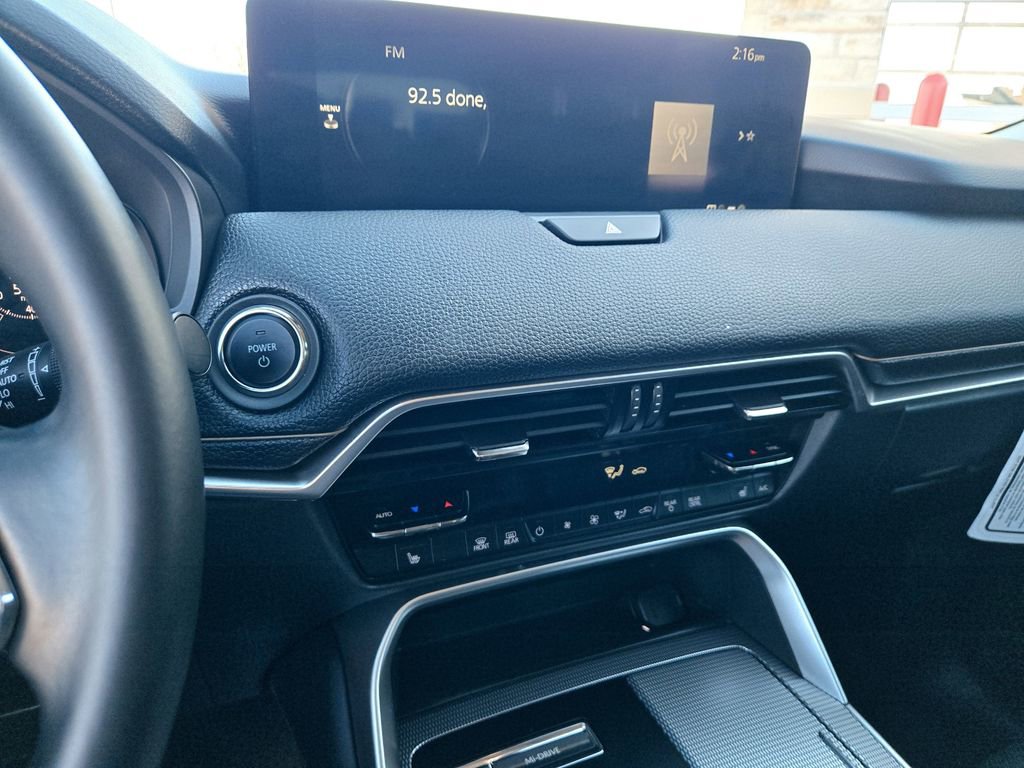 Used 2025 MAZDA CX-70 Plug-In Hybrid w/ Premium Pkg image 17