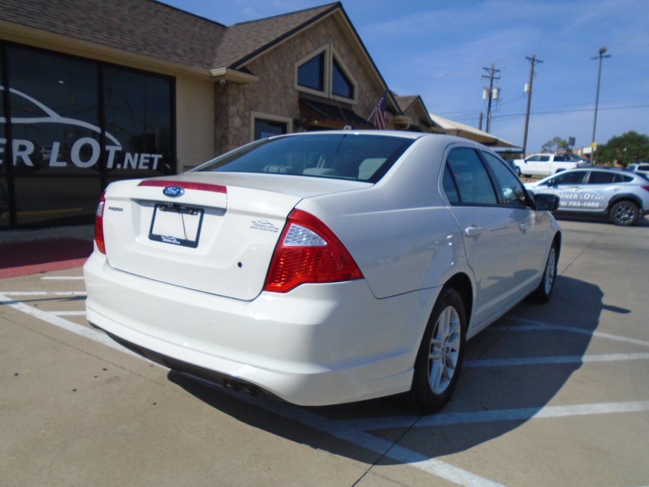 Used 2012 Ford Fusion S FWD image 8