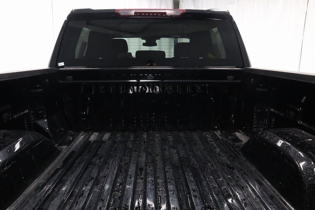 Used 2024 Chevrolet Silverado 1500 LT image 18