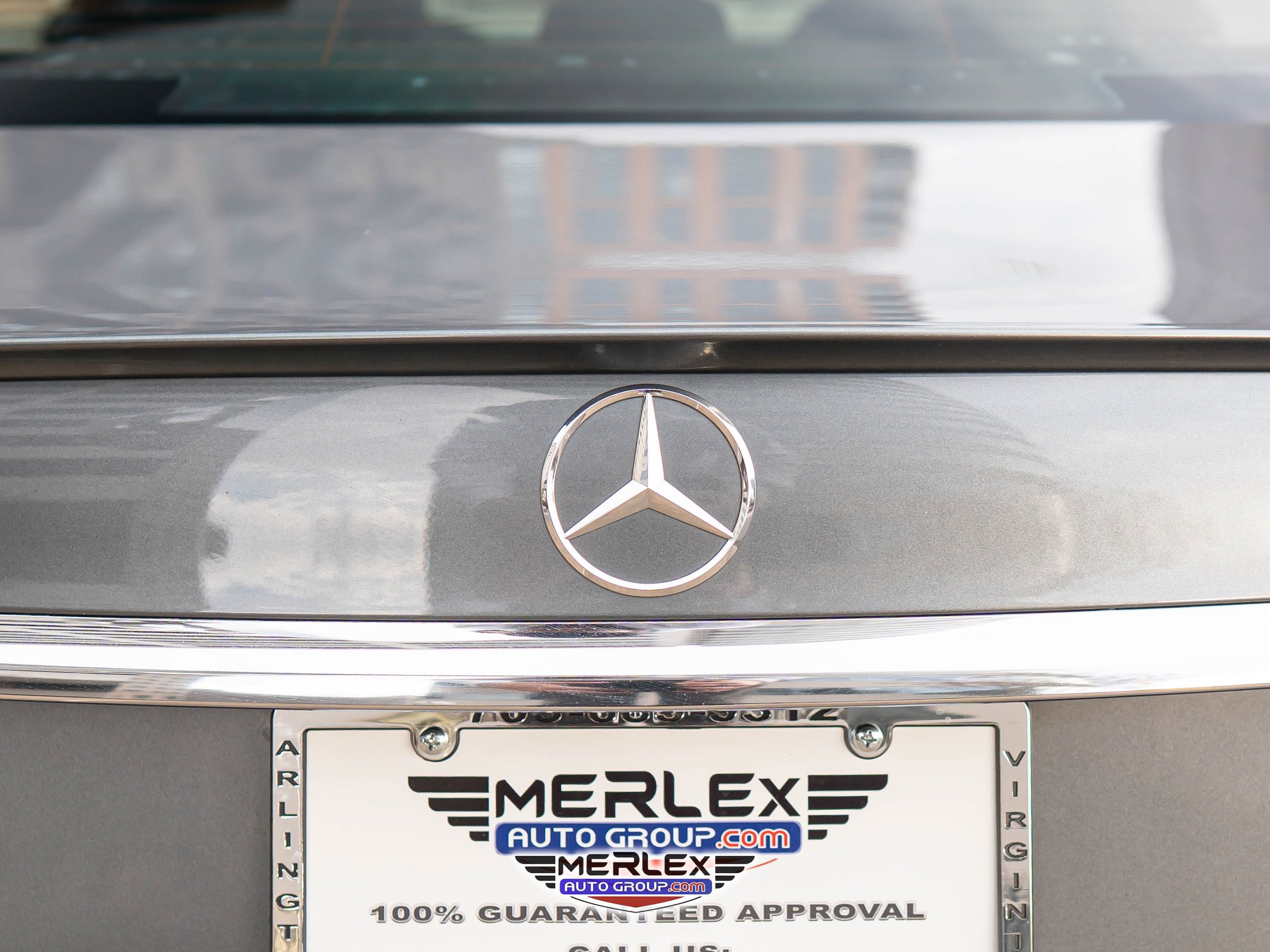 Used 2018 Mercedes-Benz E 400 4MATIC Sedan w/ Premium 3 Package image 44