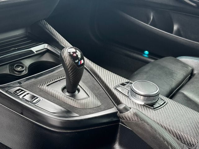 Used 2018 BMW M2 RWD image 16