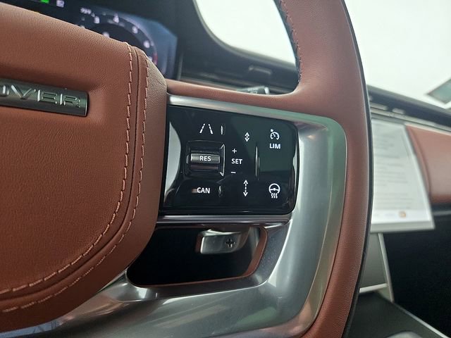 New 2025 Land Rover Range Rover SV AWD/4WD image 19