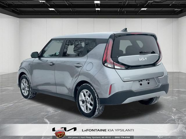 Used 2023 Kia Soul LX w/ Option Group 015 image 3