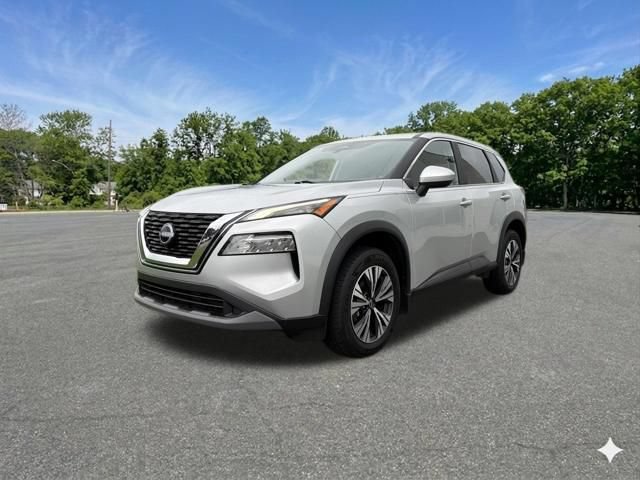 Used 2023 Nissan Rogue SV AWD/4WD image 4