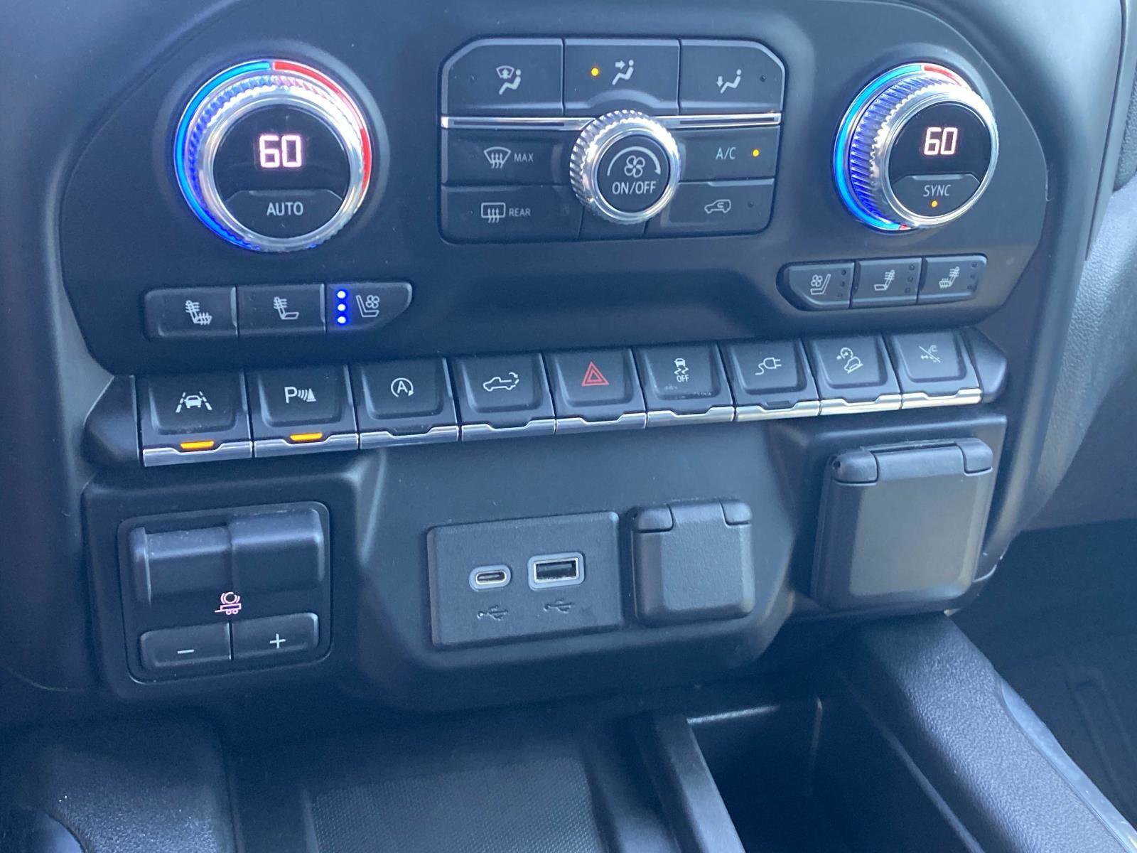 Used 2021 GMC Sierra 1500 Denali w/ Denali Ultimate Package image 32