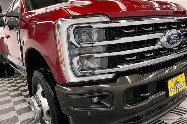 Used 2025 Ford F350 King Ranch image 32