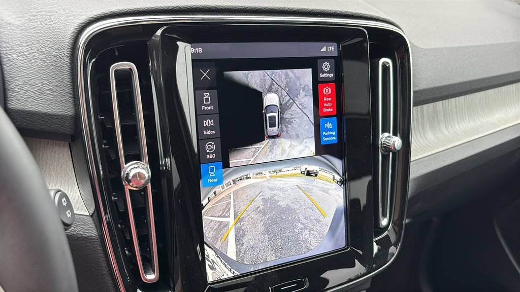 New 2026 Volvo XC40 B5 Plus w/ Protection Package Premier AWD/4WD image 19