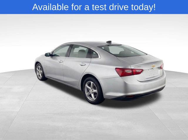 Used 2018 Chevrolet Malibu LS FWD image 3