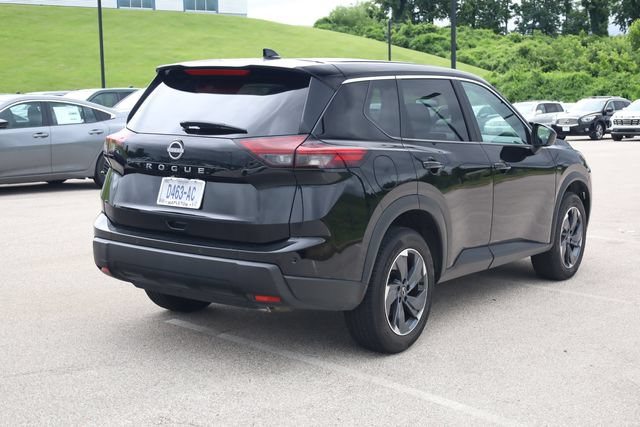 Certified 2025 Nissan Rogue SV FWD image 6